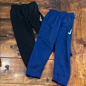 Boys Nike Joggers Size 5-6